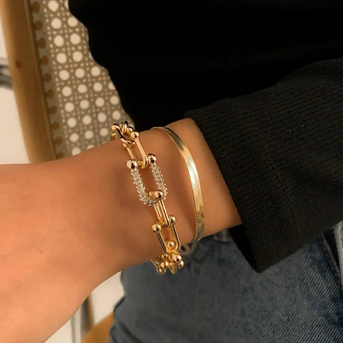 2-delt statement kjedelås og fiskebeinarmbånd