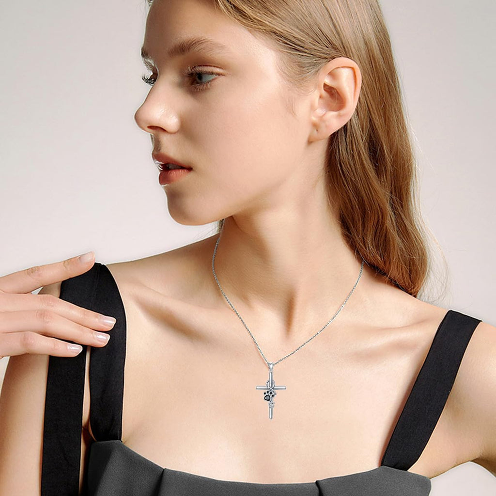 Collana con zampa e croce in argento sterling 925