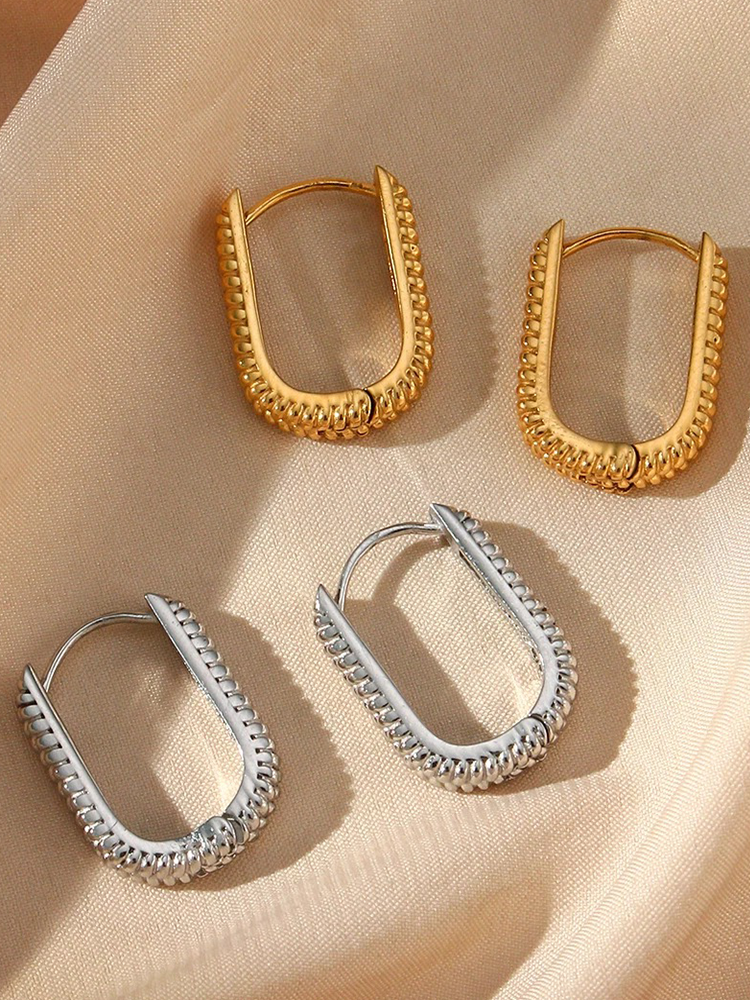Estée Ovale Earrings Gold