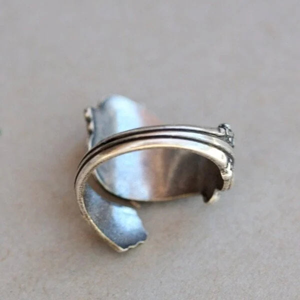Anello a forma di gufo con cucchiaino regolabile