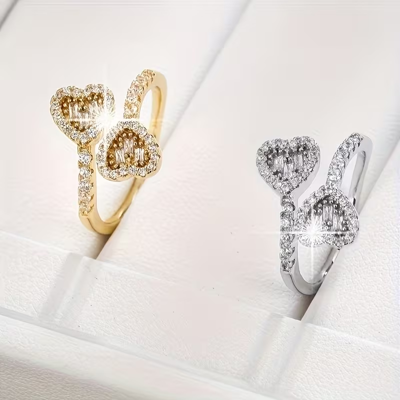 Verstellbarer Ring in Herzform, leuchtendes Gold